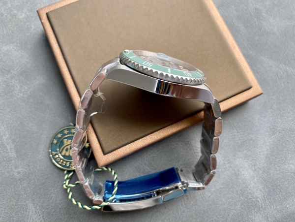 激安ロレックス内部構造